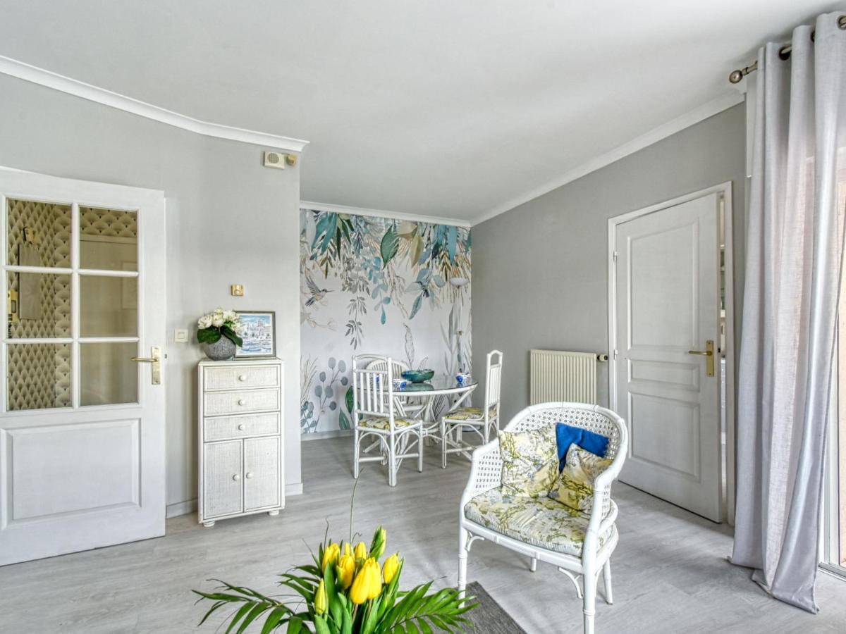 Apartment Residence Les Cariatides By Interhome Fréjus エクステリア 写真